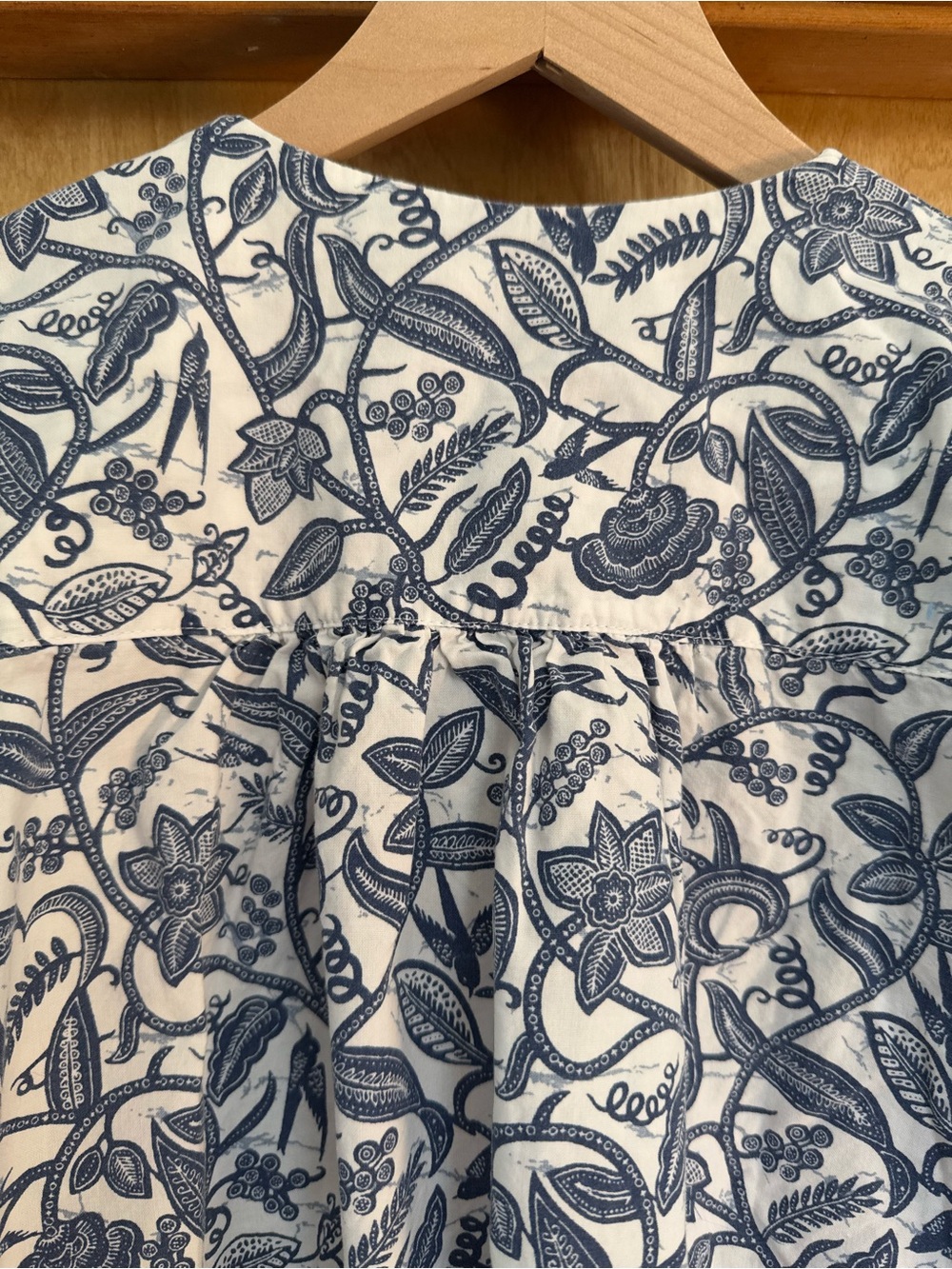 Small Blue & White Floral Button-Up Tie Front Top Coordinated Set Available - Picture 12 of 12